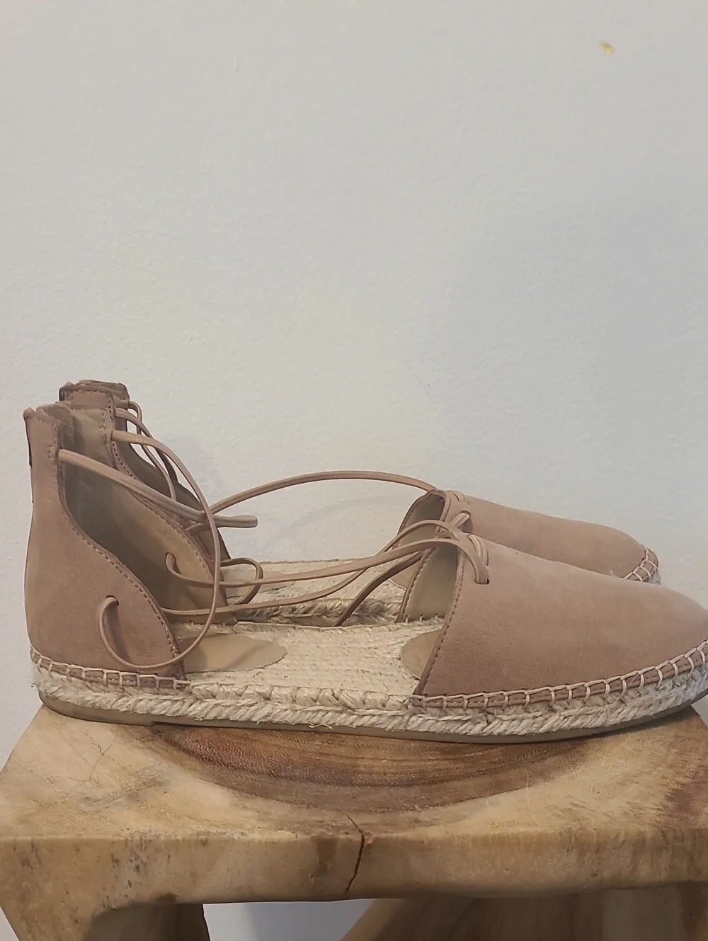 Eileen Fisher classic lace